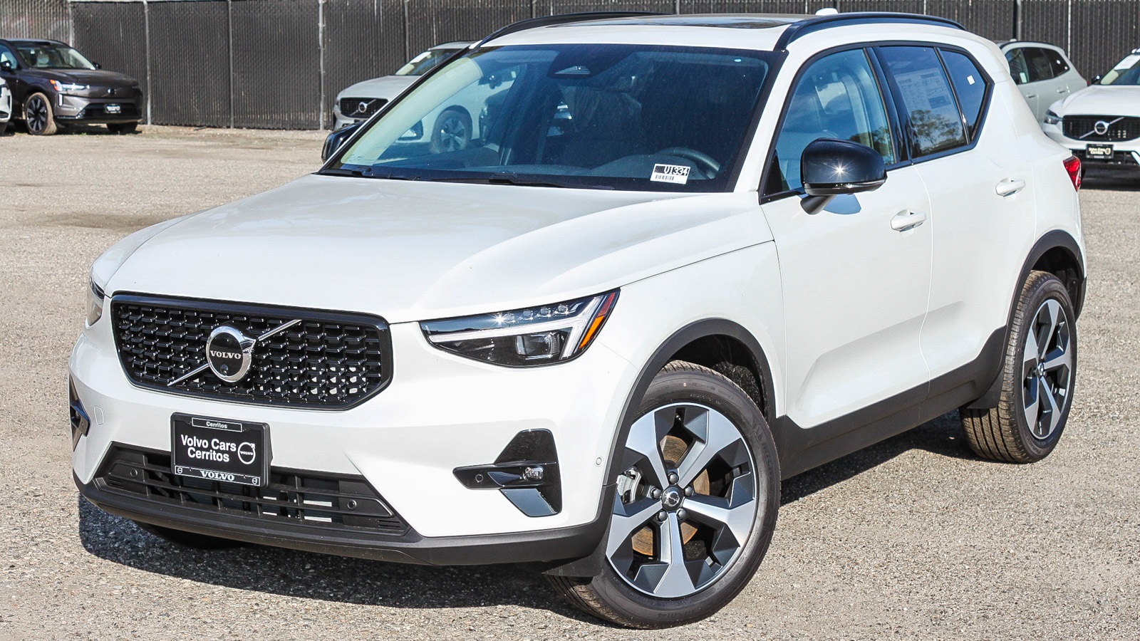 2026 Volvo XC40 4D Sport Utility