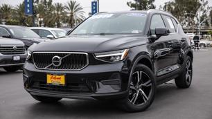 2025 Volvo XC40