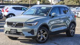 2025 Volvo XC40
