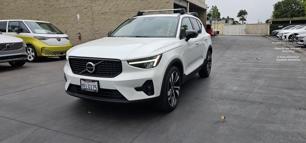 2023 Volvo XC40