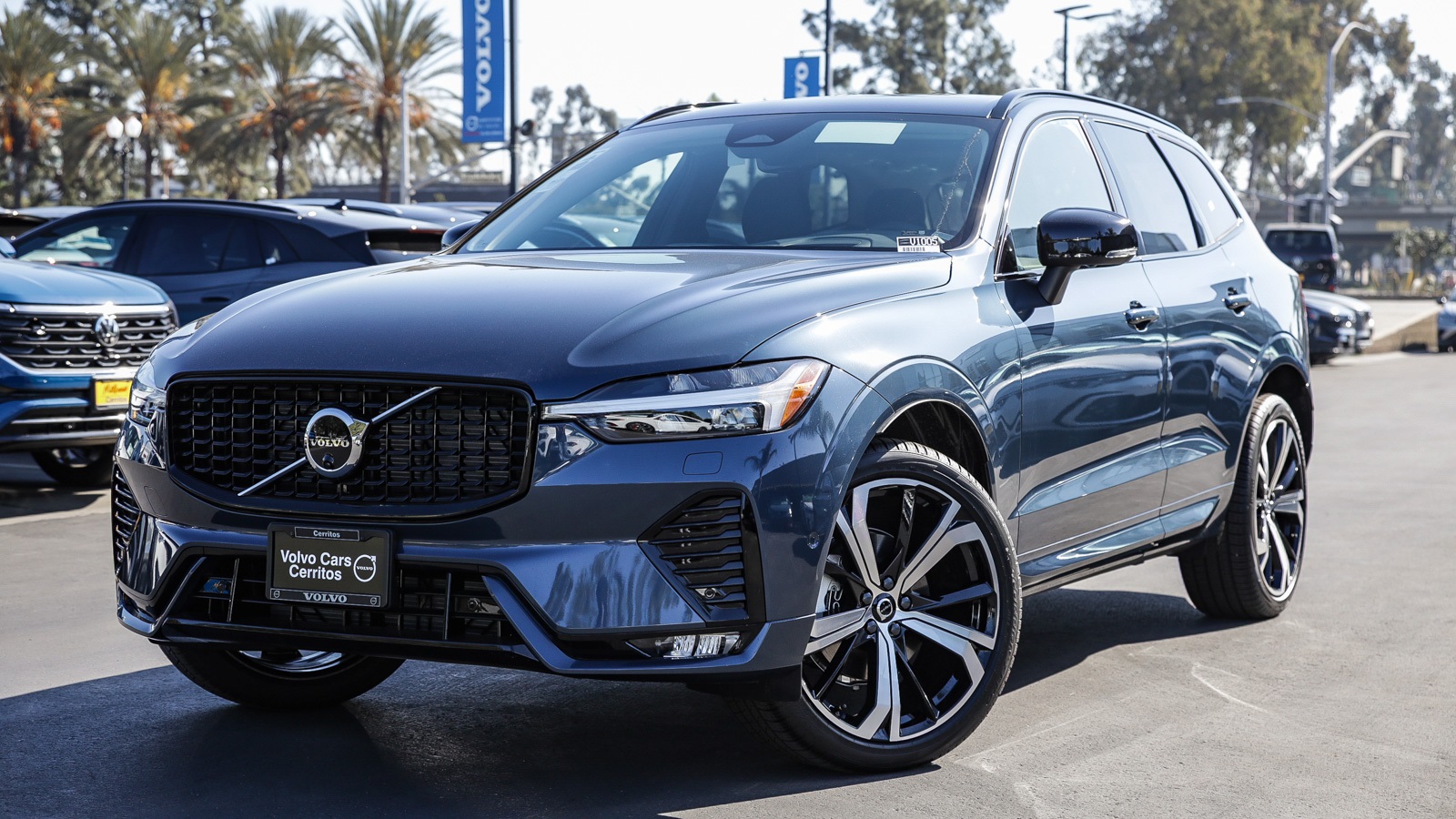 2025 Volvo XC60 4D Sport Utility