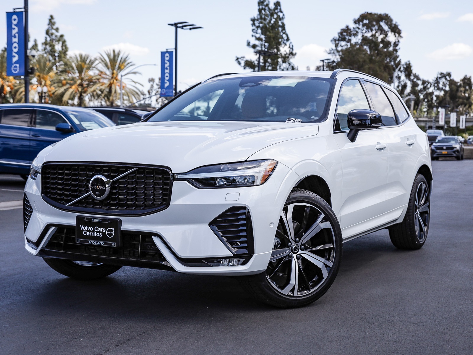 2025 Volvo XC60 4D Sport Utility